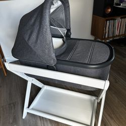 Uppababy Bassinet & Stand