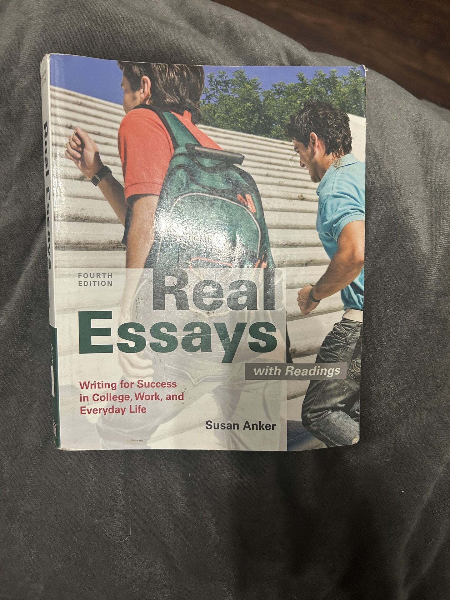 Real Essays with Readings