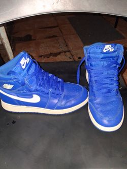 Nike Air Jordan 1 High Blue Sneakers