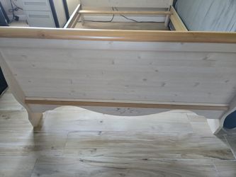 Rooms To Go Twin Bed