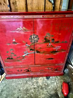 Red lacquer Chinese cabinet