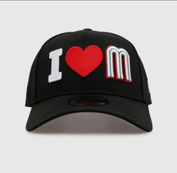 Rare and Authentic New Era Team Mexico "I ❤️ M" Black snapback