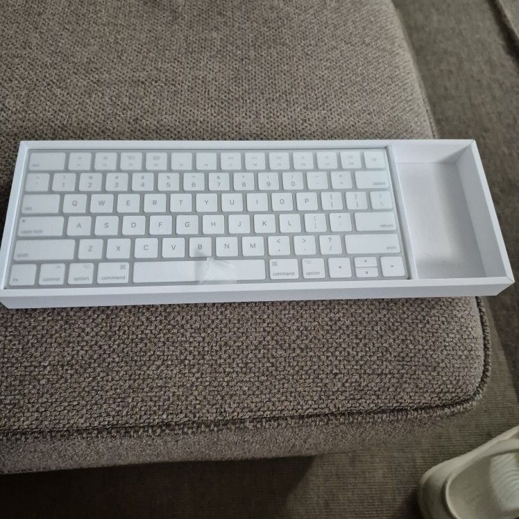 Keyboard New No Mouse