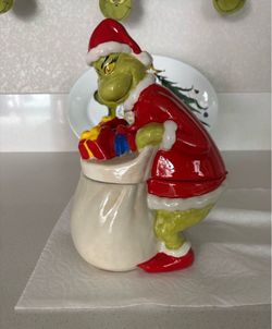 NEW CHRISTMAS DR SEUSS GRINCH COOKIE JAR