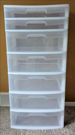 47" tall 7-drawer Sterlite wide tower