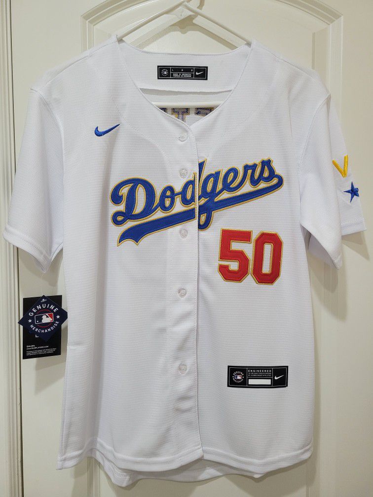 Los Angeles Dodgers Mookie Betts Women Jersey Size Medium, Large $50 for  Sale in West Covina, CA - OfferUp
