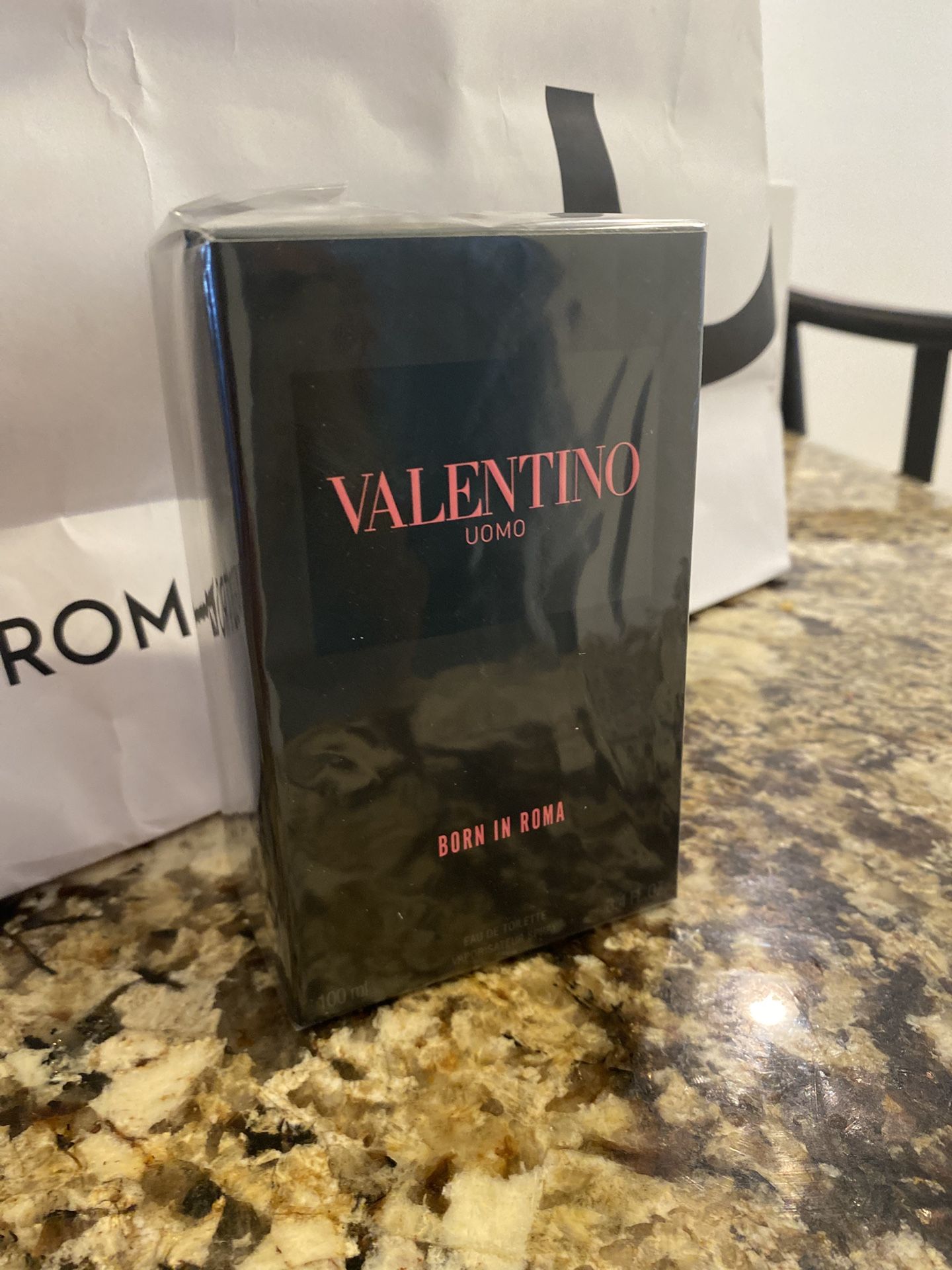 Valentino Uomo Born in Roma