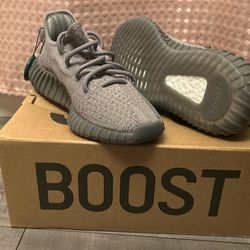 adidas Yeezy Boost 350 V2 Gray Primeknit Lace Up Men's Athletic Shoes with Box