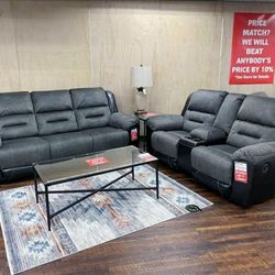 Earhart Slate Reclining Living Room Set

by Ashley Furniture