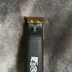 Gold clippers