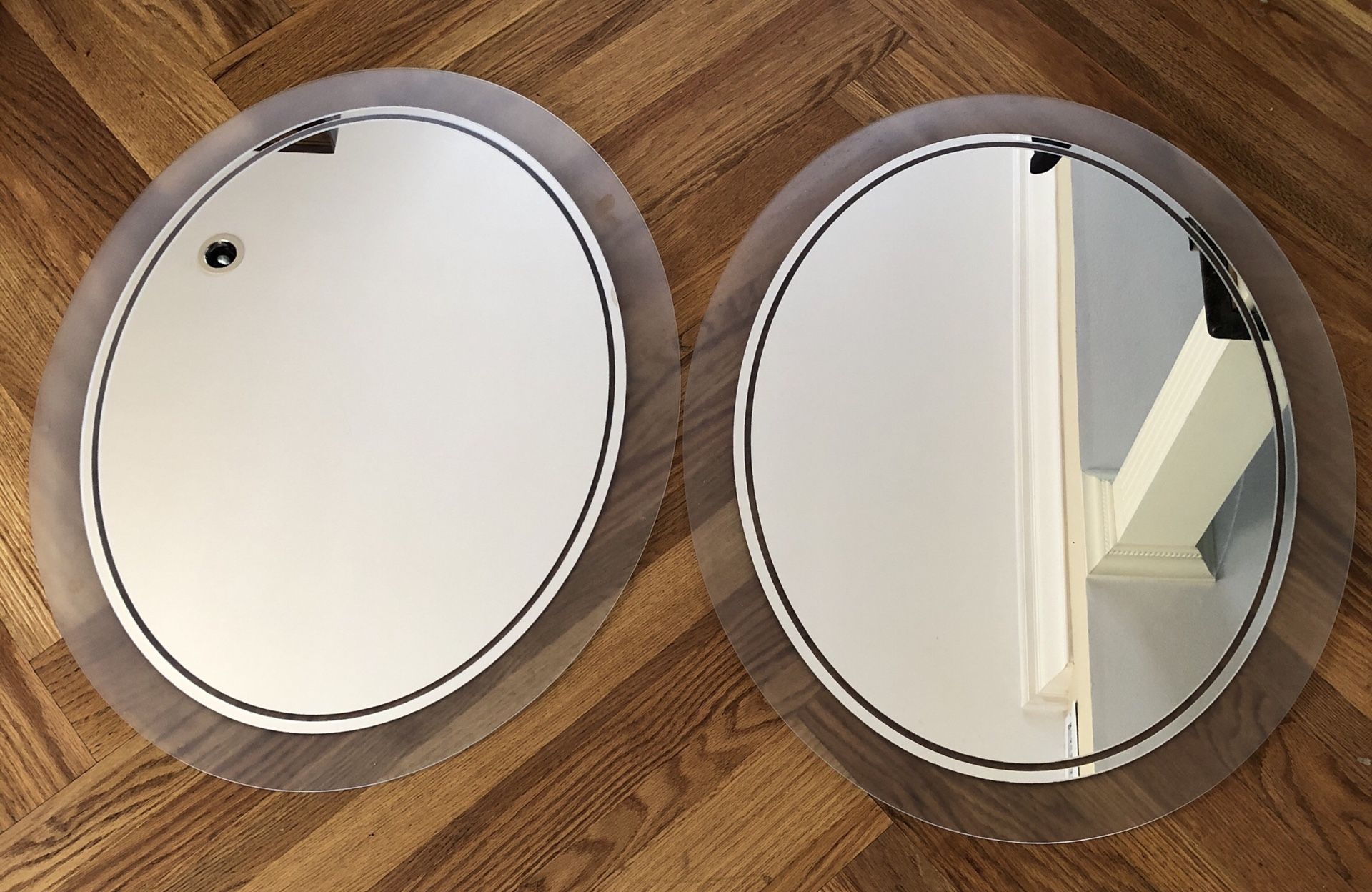 2 Oval Mirrors w/Frosted Glass Trim (Mounting Hardware on the back) *GREAT Condition!*