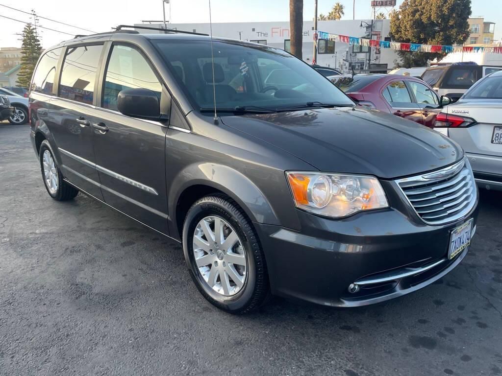 2016 Chrysler Town & Country