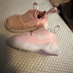 Nike Runner Toddler 4C 