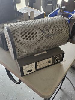 Thermolyne 21100 tube furnace - Rare