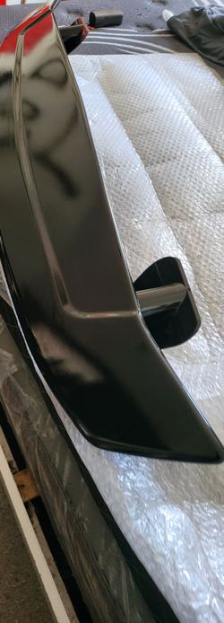 ( New ) GT Universal Sport Wing  - 50$