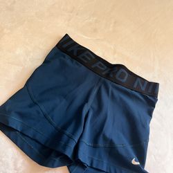 Nike Pro