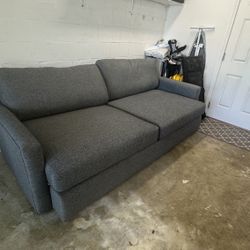 Edgewater Elevation Gray 96” Soda w 2 Cushions 