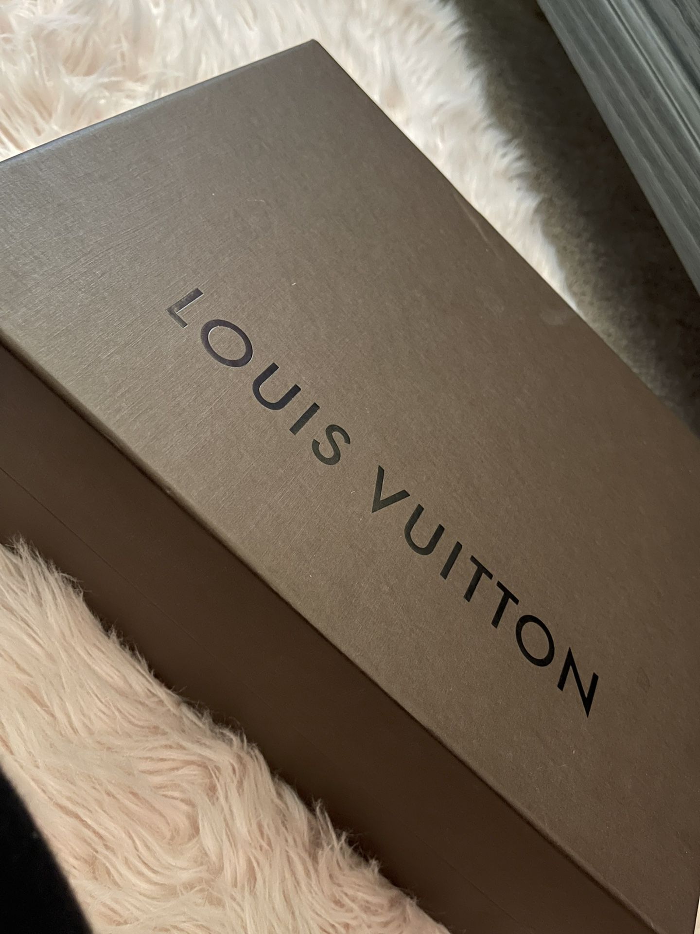 Louis Vuitton Speedy Bandouliere 35 for Sale in Whittier, CA - OfferUp
