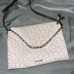 Calvin Klein Crossbody 