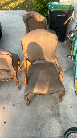 vintage aesthetic Brown dining chairs, vintage aesthetic kreiss chairs