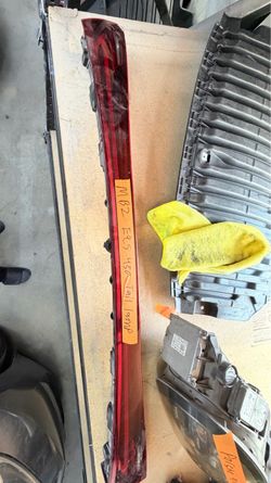 Mercedes-Benz EQS 450 Tail Lamp