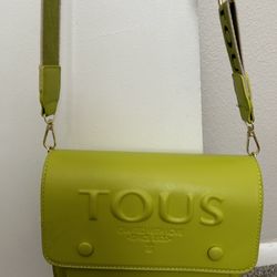 Crossbody tous