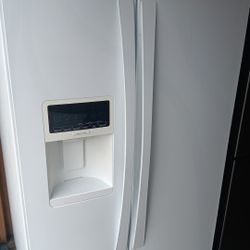 Kenmore Elite White Refrigerator 