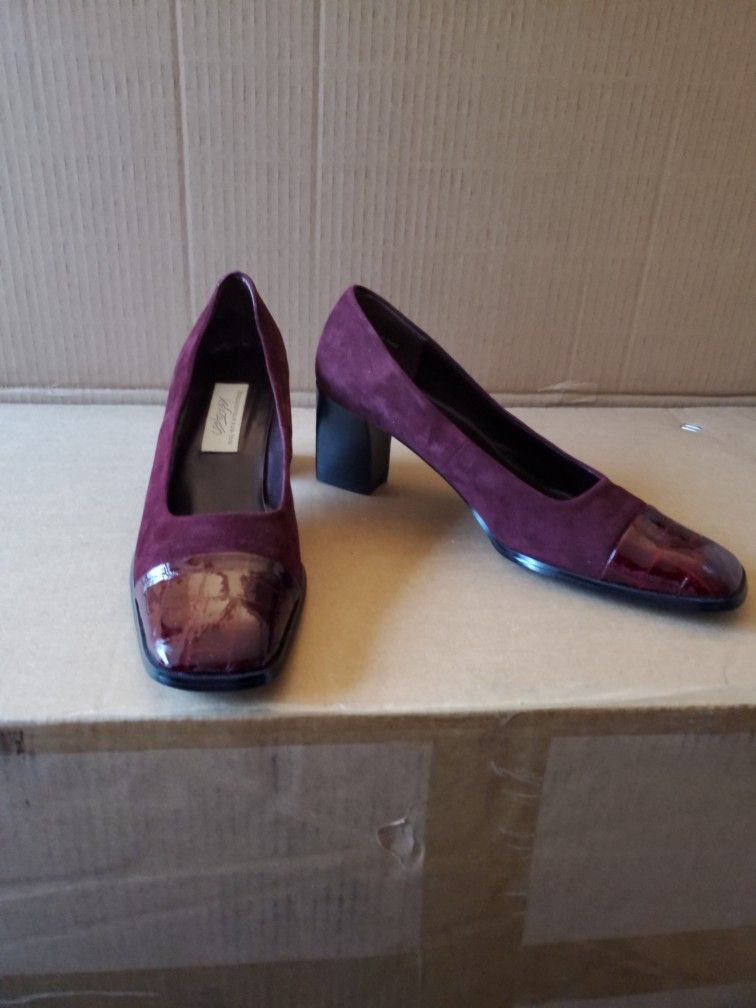 Snake Skin And Suede Heels Size 9