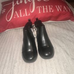  Girls Zara Baby Boots – Size 7