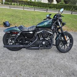 2021 Harley davidson XL 883  IRON  . .44