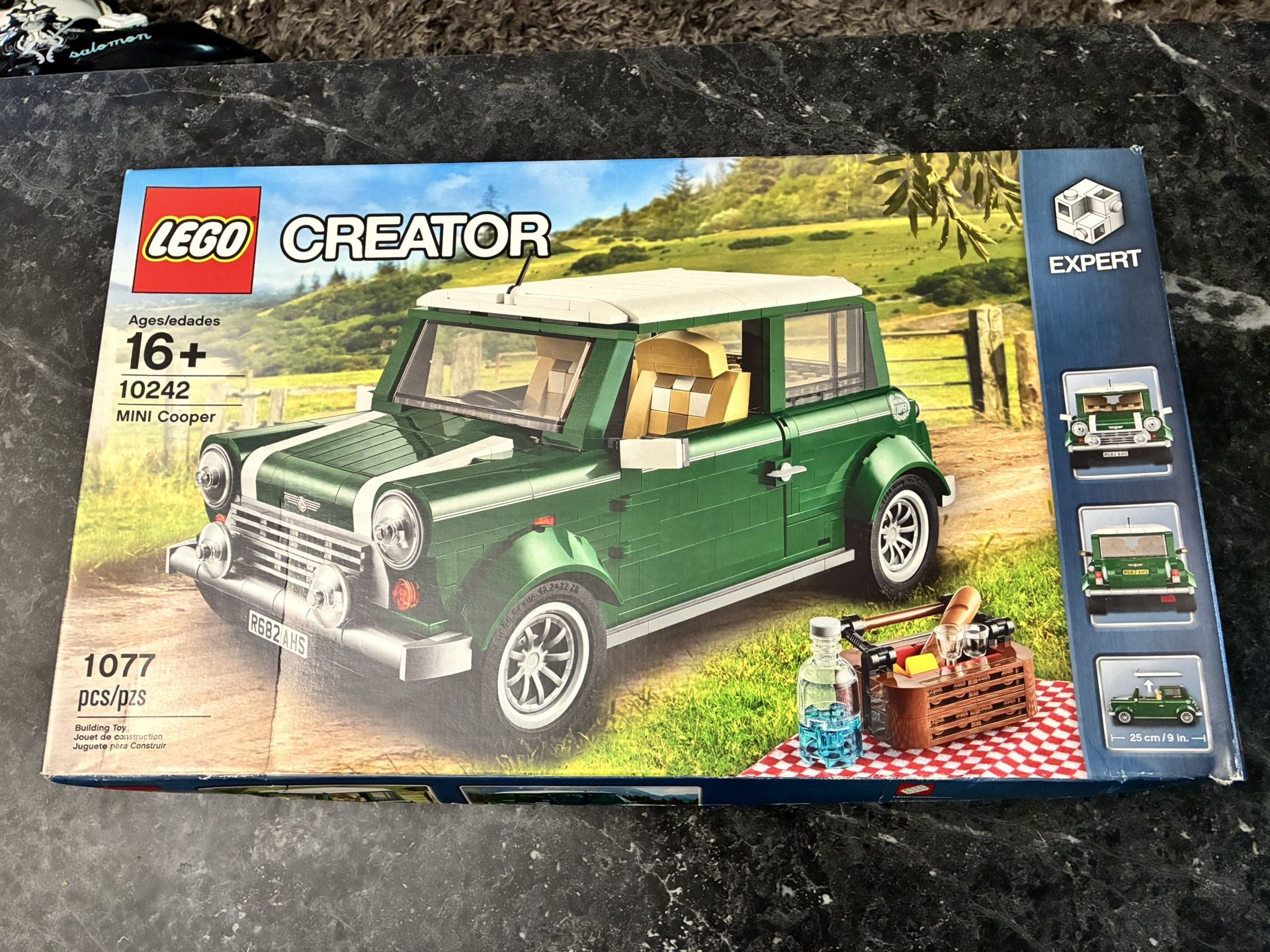 LEGO Creator Expert: MINI Cooper MK VII (10242) open bo