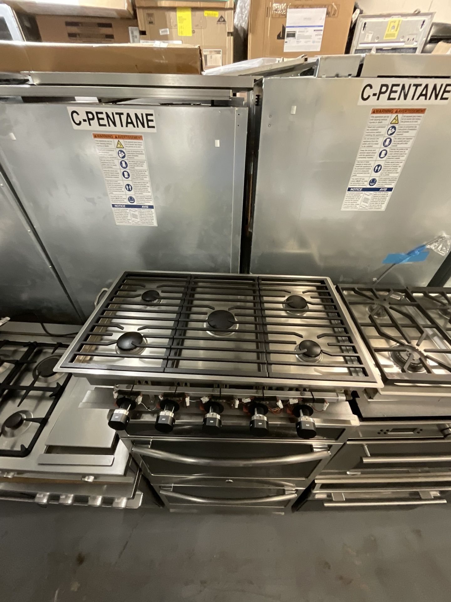 Wolf 36” Gas Cooktop – Model CG365C/S – Stainless Steel – Open Box