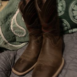 Ariat Cowboy Boot men’s Size 9 