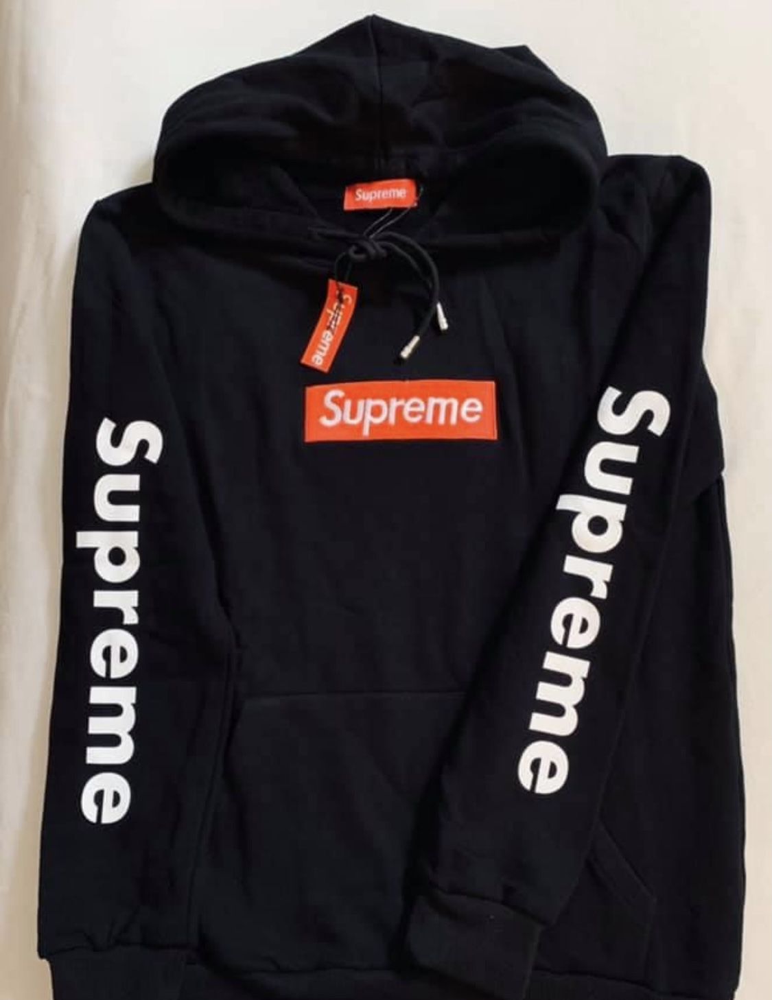 Supreme hoodie /pick up / Drop off