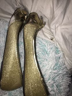 Women’s Gold Glitter Flats Size 7