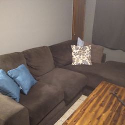 4 Peice Sectional Couch 