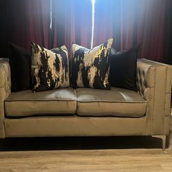 Gray Velvet Love Seat 