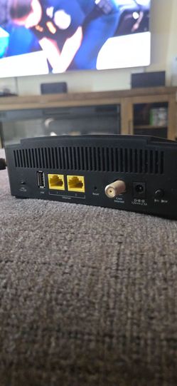 Netgear AC1200 wifi cable modem router