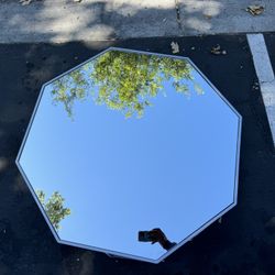 Mirror Table 