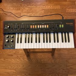 Behringer Vocoder VC340