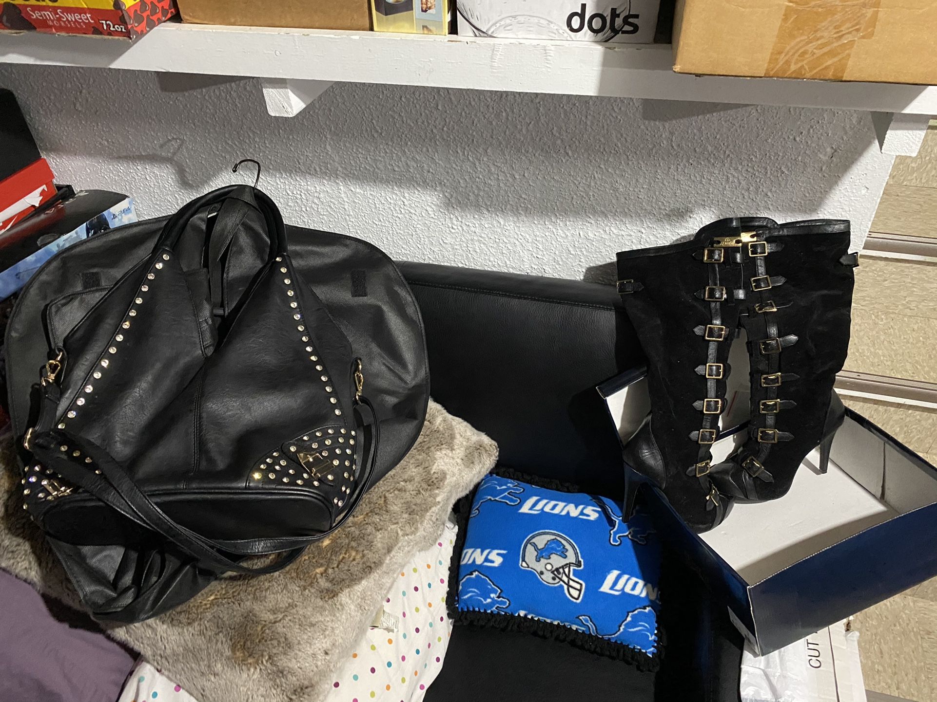Coach Purses An Wallets Jackets Boots Must Go 150apiece