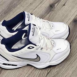 Nike Air Monarch Cross Trainers Men’s 11.5