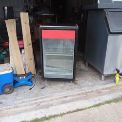 Freezer - True Freezer