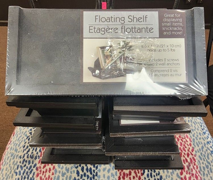 10 Small Floating Shelves