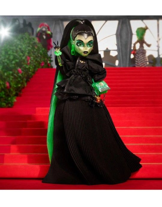 MONSTER HIGH OFF WHITE RUNWAY FASHION DESIGNER BRAND SYMPHANEE