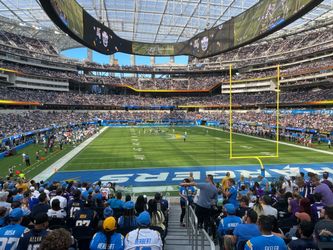 Chargers vs Rams (8/27)