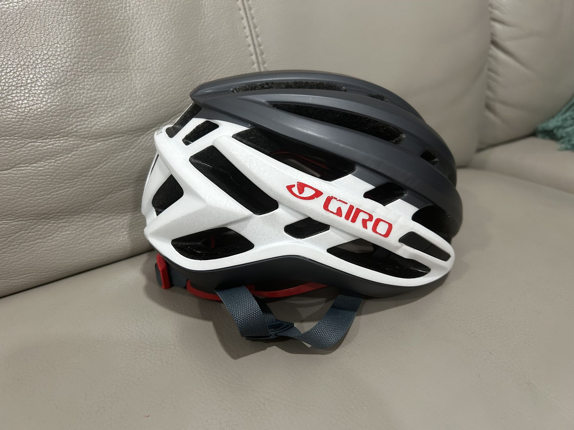 Giro Agilis MIPS Cycling Helmet - Men's ~Small~ Matte Midnight/White/Bright Red (2022)
