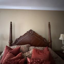 Pulaski Edwardian King Bed Frame