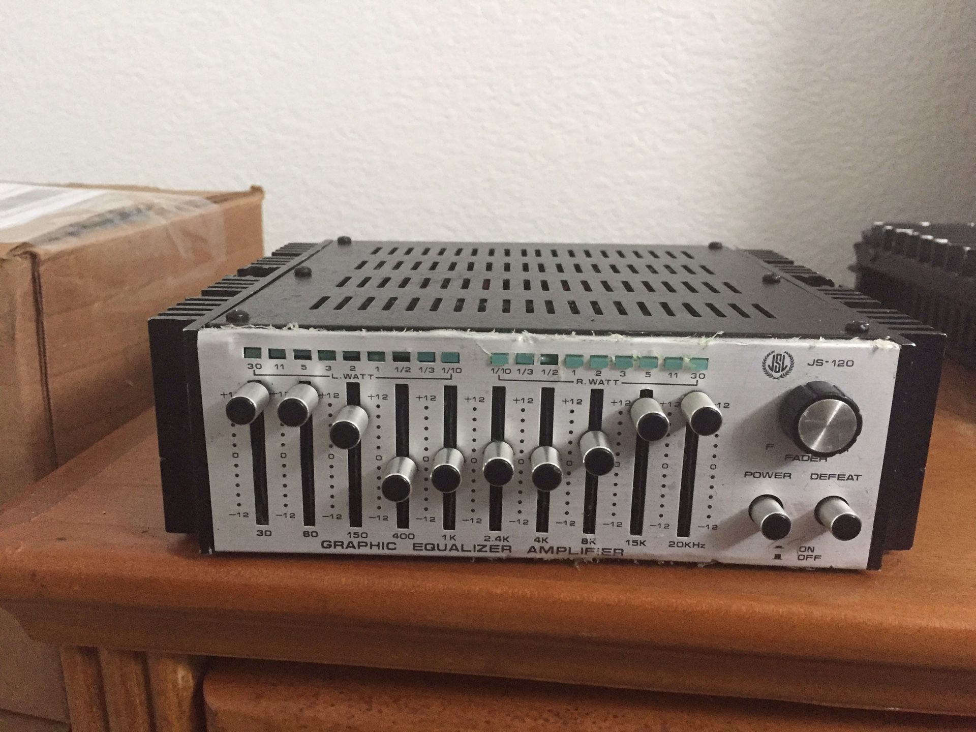 Jetsound JS 120 10 Band Equalizer Amplifier.This unit is built extremely well .