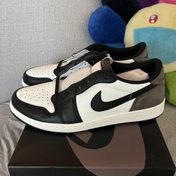 Air Jordan 1 Retro Low OG Mocha Brown White Black New Size 12.5